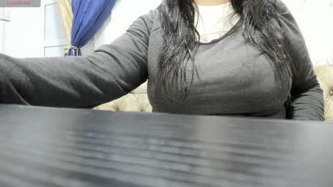 Snapshot of miah_bigboobs chatting on February 21, 2025, 9:13 am Miah Collins online show from February 21, 2025, 9:13 am