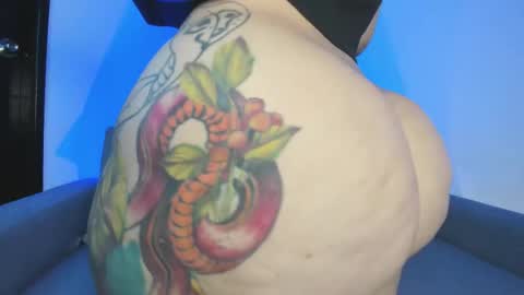 miah new independent model acount online show from March 25, 2026, 4:18 am