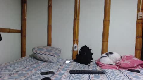 Mia  Sam online show from February 21, 2025, 1:11 pm