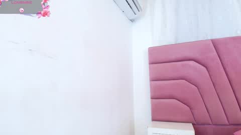 miajhonsonx online show from March 22, 2026, 3:26 pm