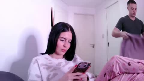 Snapshot of miakeller01 chatting on June 3, 2026, 10:59 pm HotLatinxCouplexxx online show from June 3, 2026, 10:59 pm