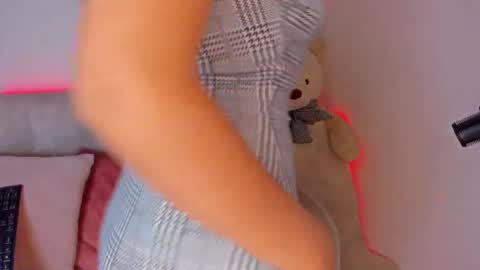 Snapshot of miakris1 chatting on February 21, 2025, 3:23 am miakris1 online show from February 21, 2025, 3:23 am