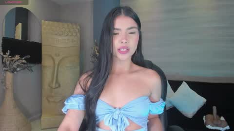 Call me Mia  online show from April 8, 2026, 7:36 pm