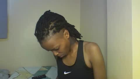 Muffin online show from December 4, 2025, 12:14 pm