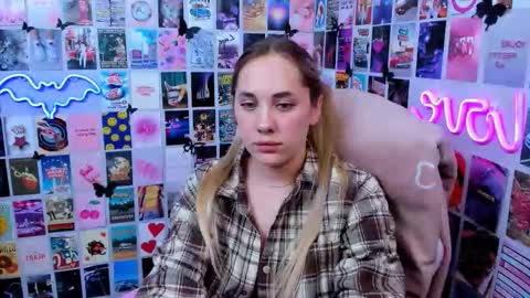 miamilas online show from October 7, 2025, 5:32 pm