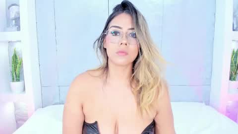 Mia Mistrex online show from October 12, 2025, 4:44 am