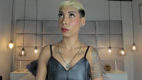 Mia Morgann online show from February 1, 2025, 12:05 pm