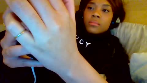 MiaMuffn online show from December 22, 2024, 12:39 am