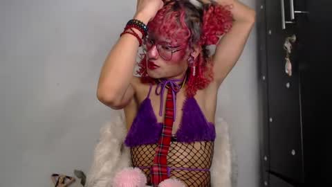 Snapshot of miancuntydoll chatting on January 3, 2025, 5:50 am MianCuntyDoll online show from January 3, 2025, 5:50 am