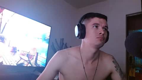 Snapshot of miaou_miaou chatting on December 22, 2024, 1:23 am miaou_miaou online show from December 22, 2024, 1:23 am