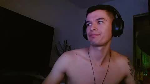 Snapshot of miaou_miaou chatting on December 22, 2024, 4:39 am miaou_miaou online show from December 22, 2024, 4:39 am