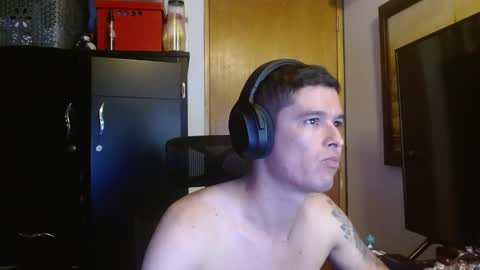 Snapshot of miaou_miaou chatting on March 5, 2025, 1:42 am miaou_miaou online show from March 5, 2025, 1:42 am