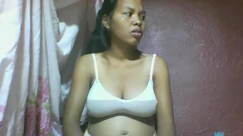 Snapshot of miarii chatting on March 12, 2025, 7:46 am miarii online show from March 12, 2025, 7:46 am