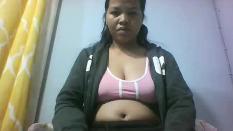 Snapshot of miarii chatting on September 28, 2025, 5:35 am miarii online show from September 28, 2025, 5:35 am