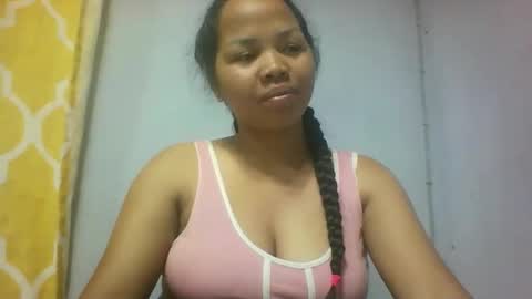 miarii online show from November 6, 2025, 4:41 pm