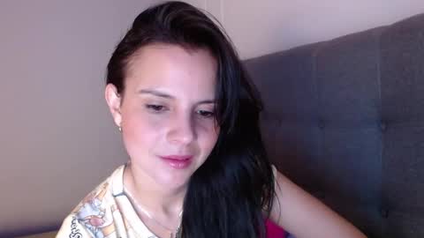 Snapshot of miarobinn_ chatting on March 2, 2025, 10:14 am miarobinn_ online show from March 2, 2025, 10:14 am