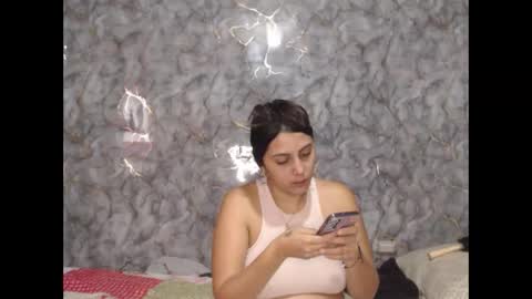 Snapshot of miarouse1531 chatting on February 3, 2026, 12:21 pm miarouse1531 online show from February 3, 2026, 12:21 pm