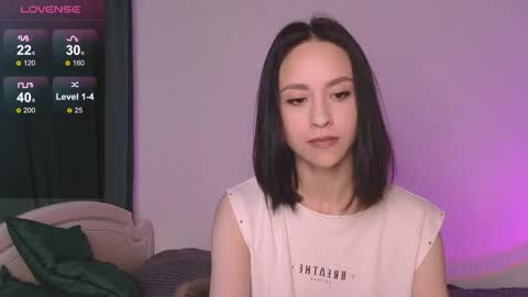 Snapshot of miasweetashoney chatting on September 30, 2025, 7:35 am Mia online show from September 30, 2025, 7:35 am