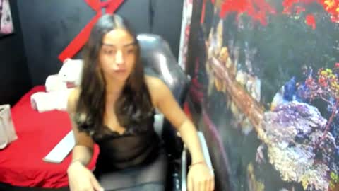 Mariana online show from October 2, 2025, 12:01 pm