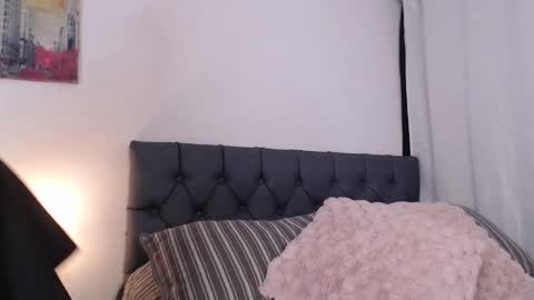 Snapshot of miawilson_1 chatting on September 13, 2025, 3:28 am Mia Wilson online show from September 13, 2025, 3:28 am