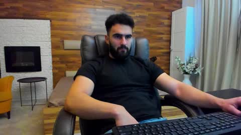 MicahLane online show from November 27, 2025, 5:53 am