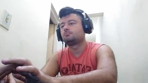 Snapshot of micarranox chatting on January 27, 2025, 4:43 pm micarranox online show from January 27, 2025, 4:43 pm