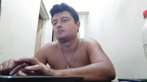 Snapshot of micarranox chatting on March 5, 2025, 5:07 am micarranox online show from March 5, 2025, 5:07 am