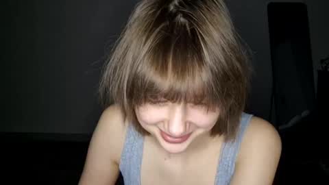 Luna online show from December 22, 2025, 3:20 pm