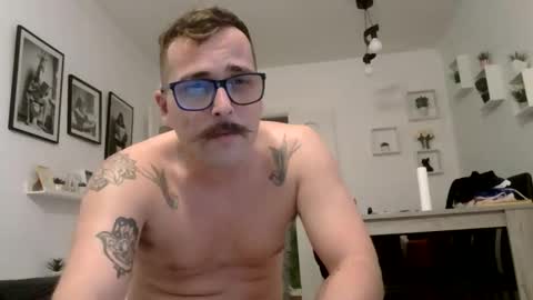 Snapshot of mich6921 chatting on June 3, 2026, 10:48 pm MILO MIAMI online show from June 3, 2026, 10:48 pm