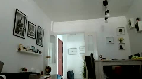 Snapshot of mich6921 chatting on June 6, 2026, 3:39 pm MILO MIAMI online show from June 6, 2026, 3:39 pm