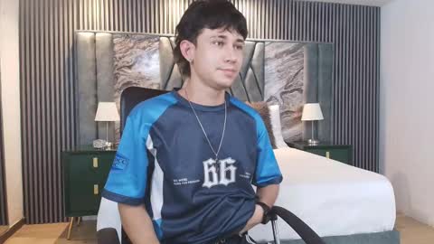 Michael online show from March 5, 2026, 7:32 pm