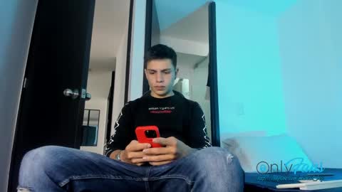 Michael Boy online show from September 9, 2025, 9:03 pm