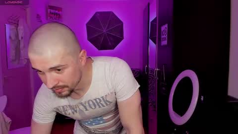 Snapshot of michael_wolfborn chatting on March 11, 2025, 3:12 pm Michael online show from March 11, 2025, 3:12 pm