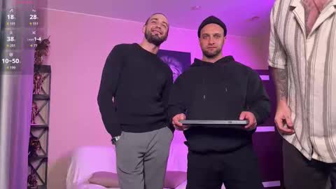 michaelbradley_for_u online show from March 21, 2026, 7:17 pm