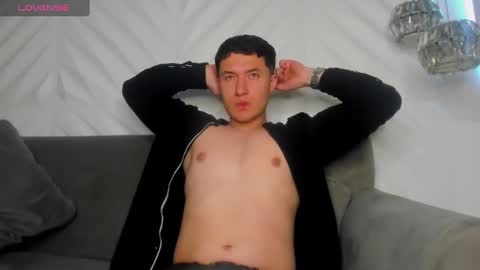 Snapshot of michaelconnor_ chatting on December 21, 2024, 12:06 pm MichaelConnor online show from December 21, 2024, 12:06 pm