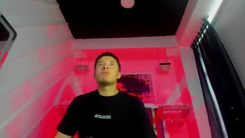 Snapshot of michaelconnor_ chatting on January 31, 2025, 3:11 pm MichaelConnor online show from January 31, 2025, 3:11 pm