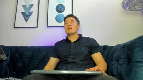 Snapshot of michaelconnor_ chatting on February 5, 2025, 2:59 pm MichaelConnor online show from February 5, 2025, 2:59 pm