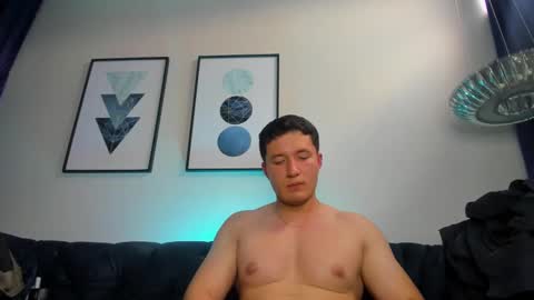 Snapshot of michaelconnor_ chatting on February 5, 2025, 6:04 pm MichaelConnor online show from February 5, 2025, 6:04 pm