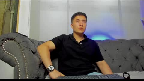 Snapshot of michaelconnor_ chatting on February 11, 2025, 3:18 pm MichaelConnor online show from February 11, 2025, 3:18 pm