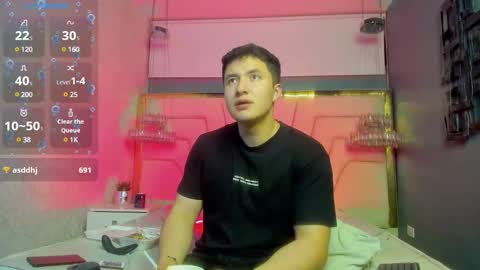 Snapshot of michaelconnor_ chatting on February 22, 2025, 6:41 pm MichaelConnor online show from February 22, 2025, 6:41 pm