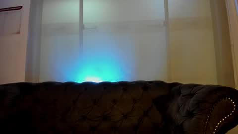 Snapshot of michaelconnor_ chatting on March 3, 2025, 5:53 am MichaelConnor online show from March 3, 2025, 5:53 am