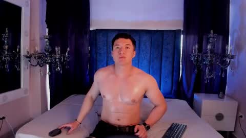 Snapshot of michaelconnor_ chatting on March 7, 2025, 2:56 pm MichaelConnor online show from March 7, 2025, 2:56 pm