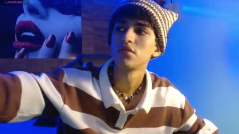 michaelkoiv online show from November 28, 2025, 12:19 pm