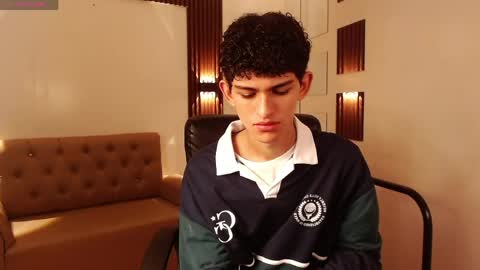 michaelkoiv online show from March 31, 2026, 12:27 pm