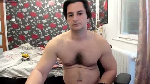 michaelragnar90 online show from March 9, 2025, 10:19 am