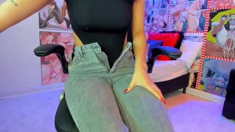 michel_lopez18 online show from January 11, 2025, 10:51 am