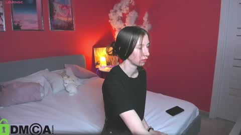 michele_mack online show from September 22, 2025, 2:35 am