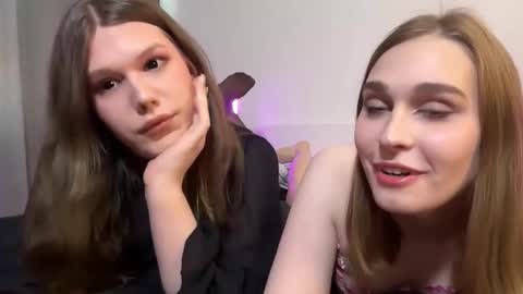 Snapshot of micheledoll chatting on February 18, 2026, 6:20 am MicheleDoll online show from February 18, 2026, 6:20 am