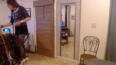 Snapshot of michelle209 chatting on March 3, 2025, 11:22 am Michelle online show from March 3, 2025, 11:22 am