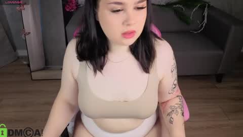 Michelle online show from June 9, 2026, 1:17 am